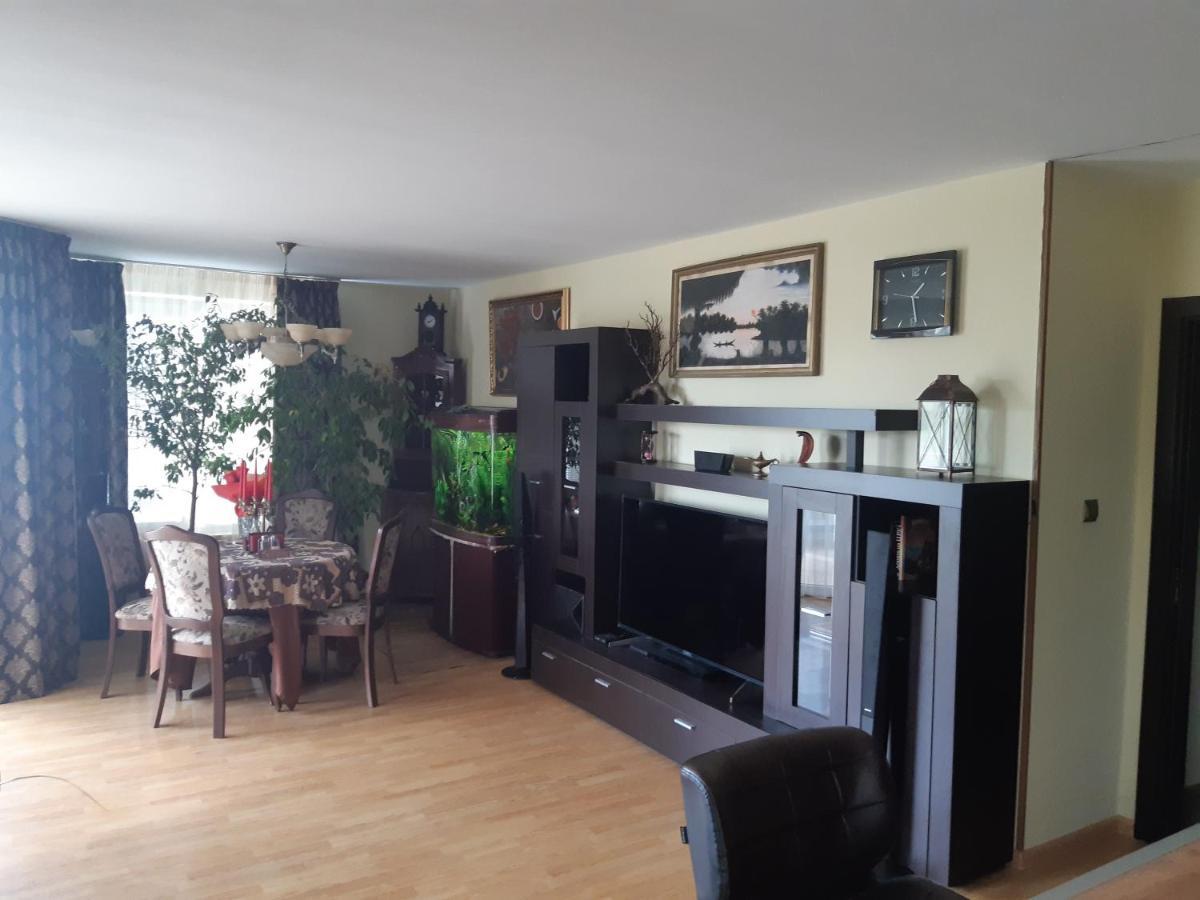 Nish 7 Apartment Велико Търново Екстериор снимка