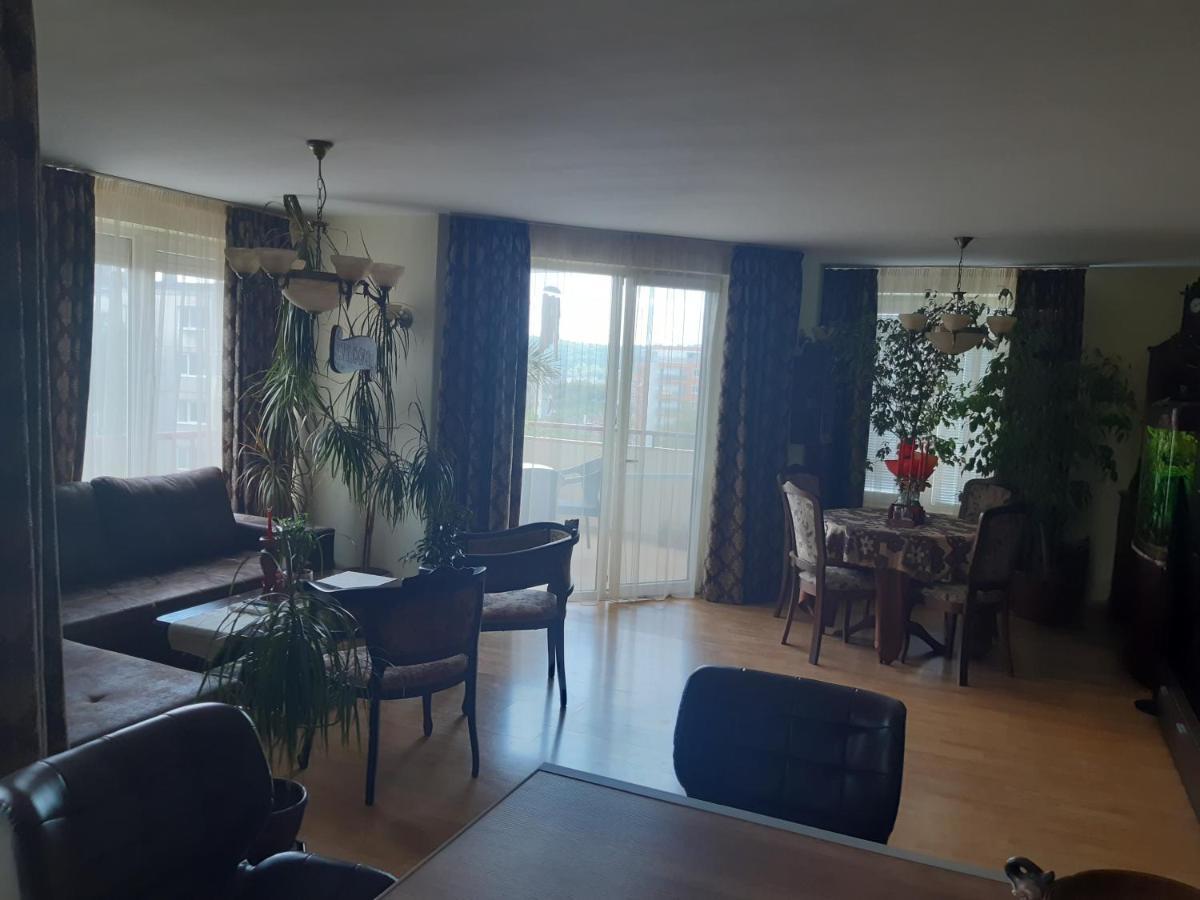 Nish 7 Apartment Велико Търново Екстериор снимка