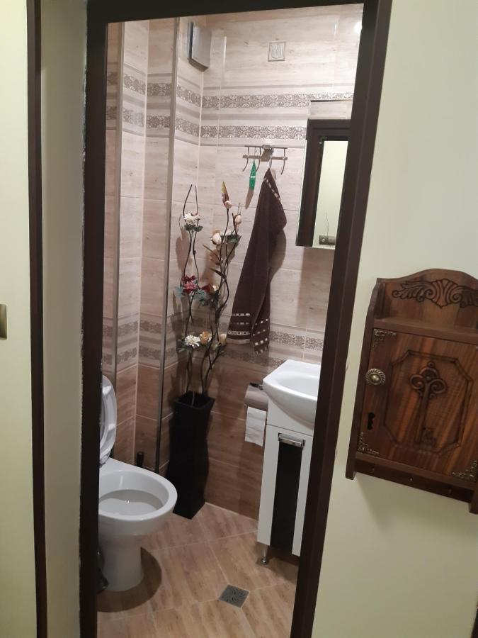 Nish 7 Apartment Велико Търново Екстериор снимка